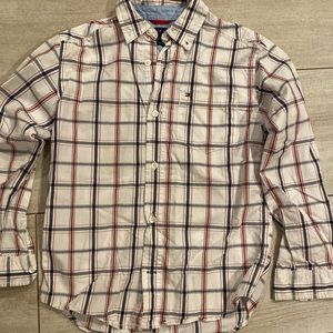 Tommy Hilfiger boys button down dress shirt